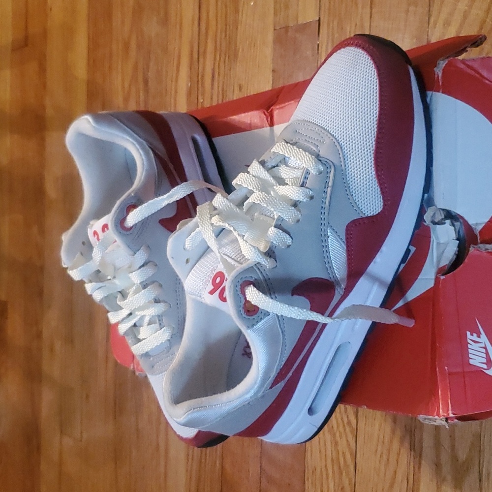 Nike Air Max 1 QS